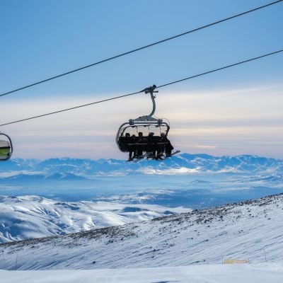 pexels-osmanarabaciart-31494242